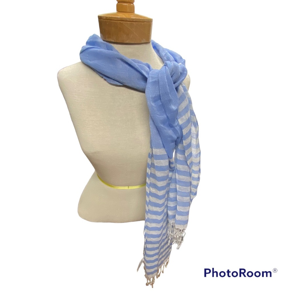 Blue & White Scarf w/Tassel Ends 67% Viscose 33% Linen Beachy Resort Lightweigh…